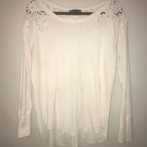 White lace long sleeve thermal shirt